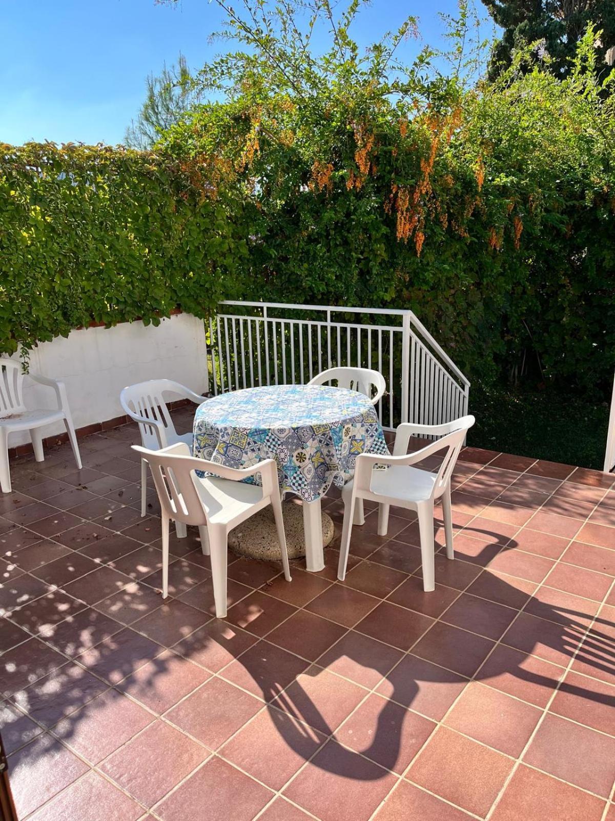 Villa Capri Holiday Home Campofelice Di Roccella Exterior photo
